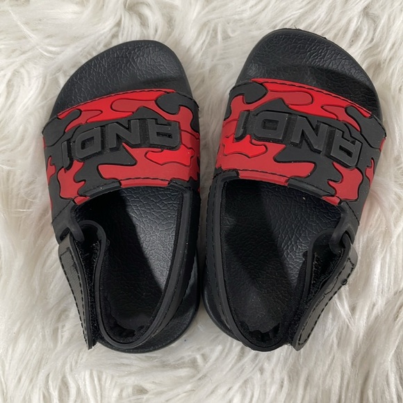 And1 Toddler Boy/Girl Size 5/6 Red Black Camo Velcro Strap Slide Sandals - Picture 4 of 10